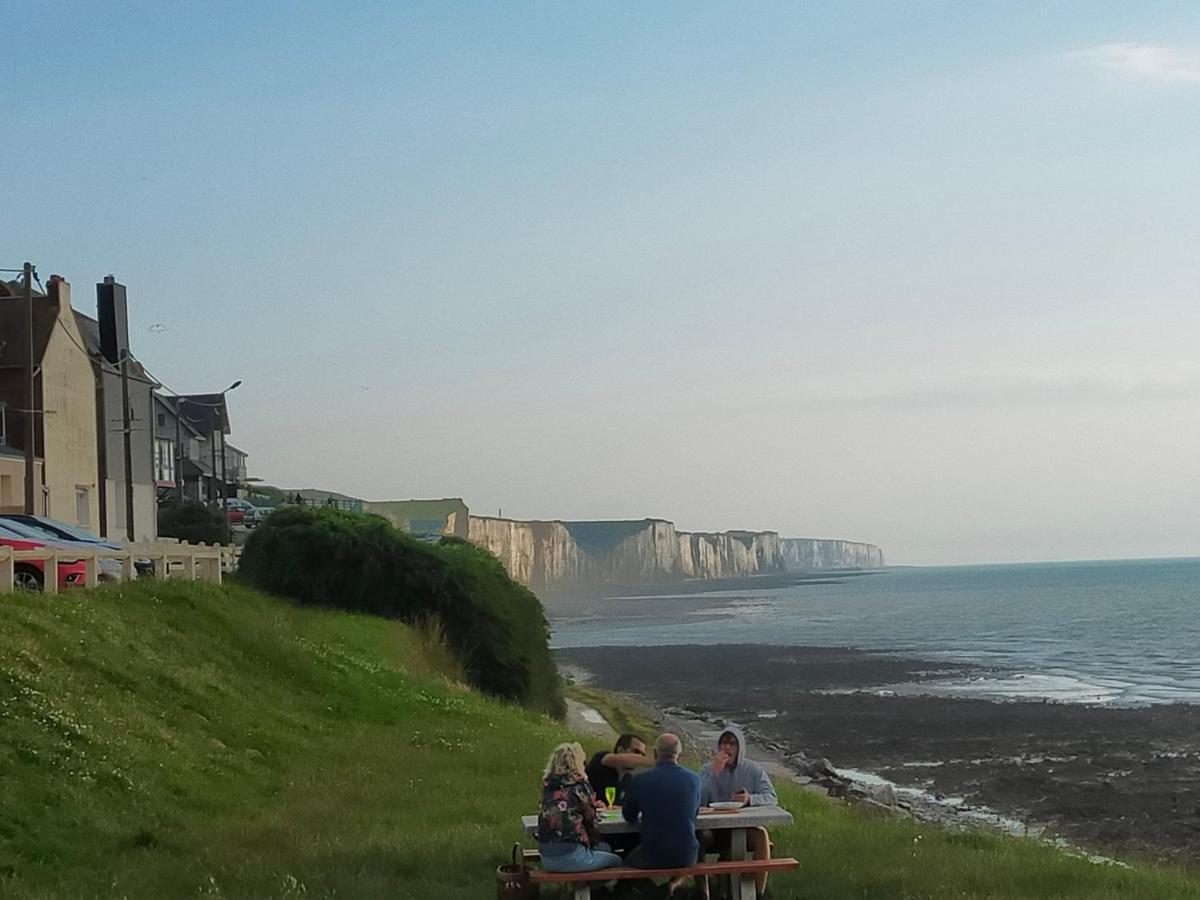 Au Gre Des Marees, Appartement Face A La Mer, Classe 3 Etoiles Ault Exterior foto